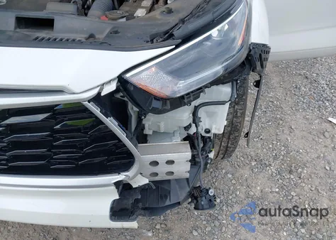 2021 Toyota Highlander Xle z USA, uszkodzony, nr VIN 5TDHZRBH9MS551417